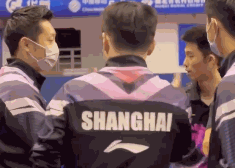 关于本泽马今日表现抢眼，波尔图整场无解，教练赛后亲自拥抱的信息